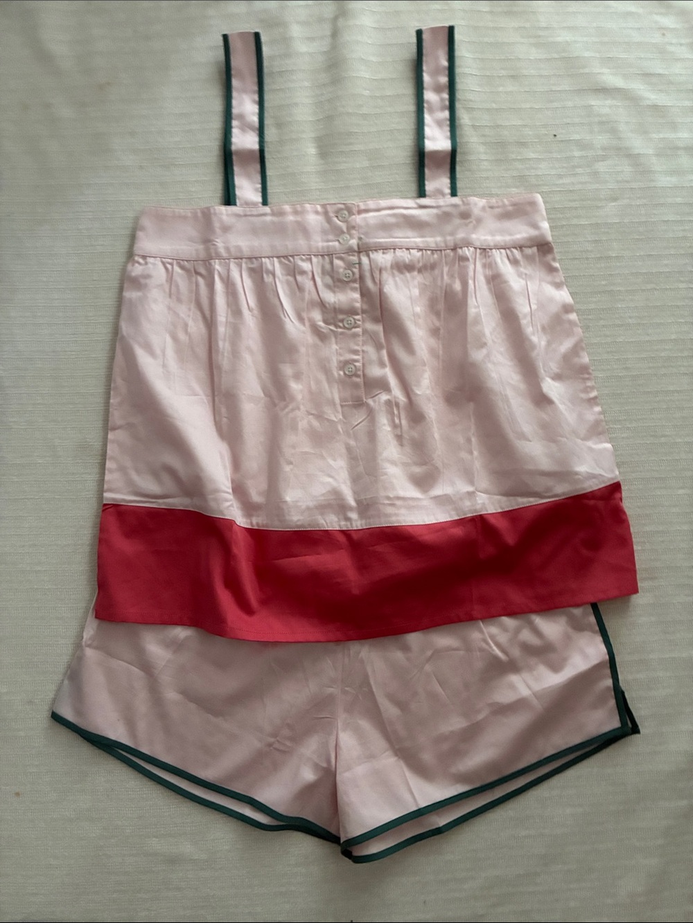 LAKE color block Guava pajama set